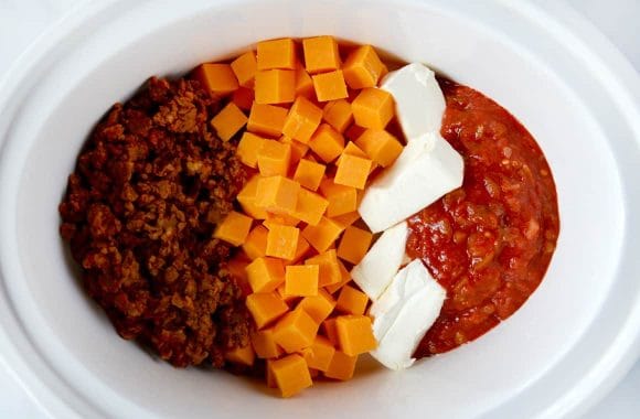 Slow Cooker Queso Dip Recipe