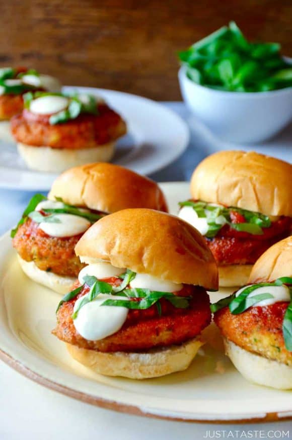 Easy Chicken Parmesan Sliders Recipe