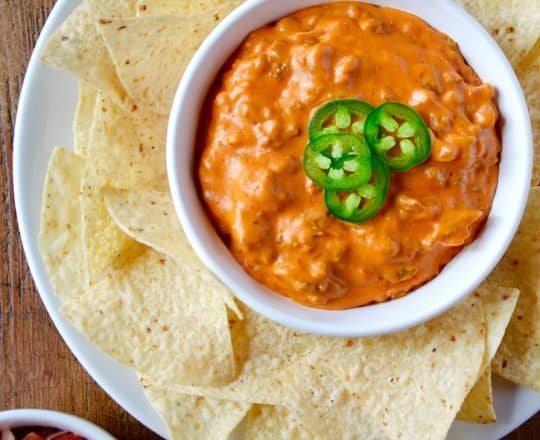 Slow Cooker Queso Dip