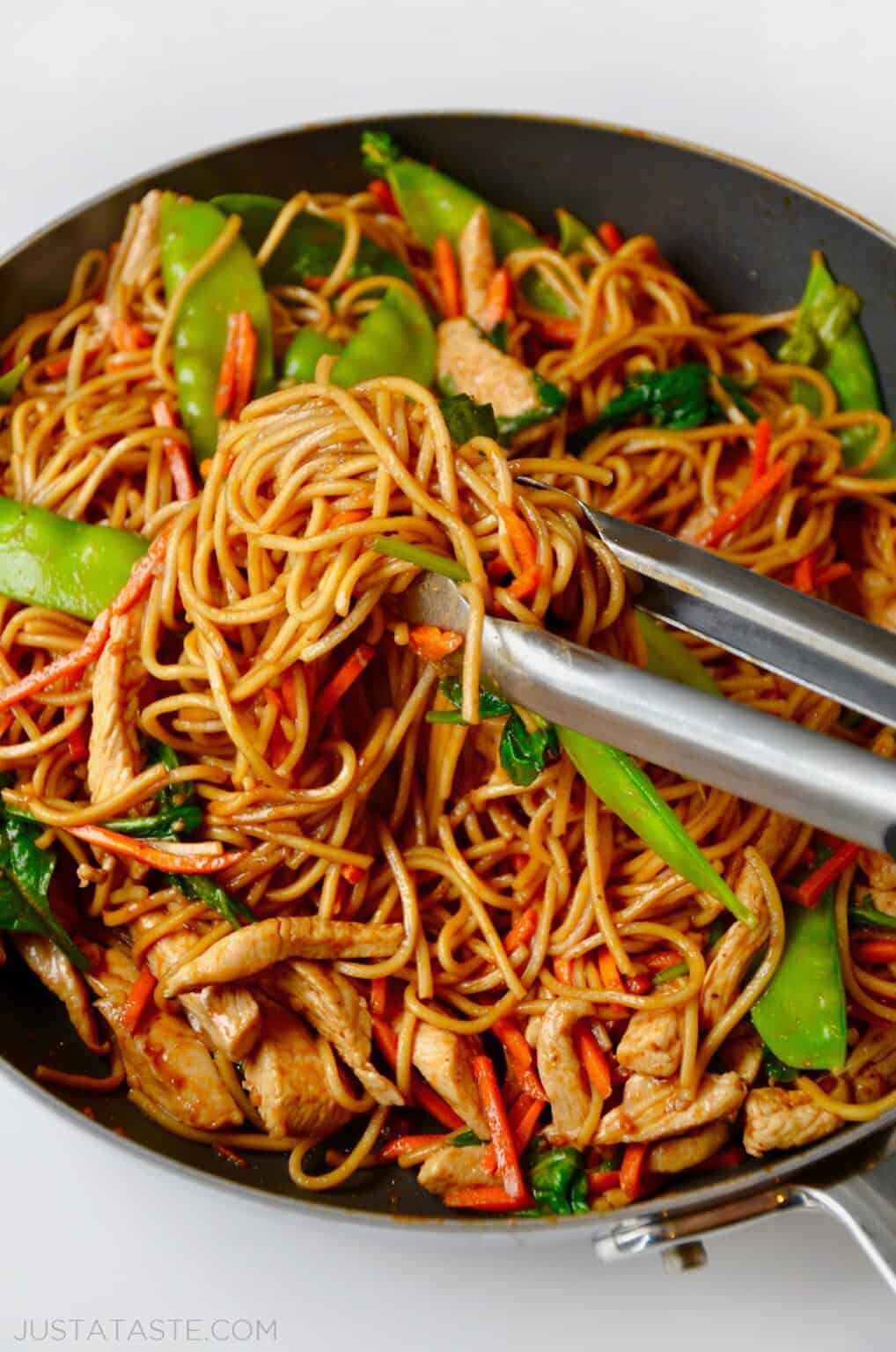 Chicken Lo Mein (25Minute Recipe!)