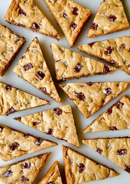 Salted Chocolate Chip Cookie Bars Recipe