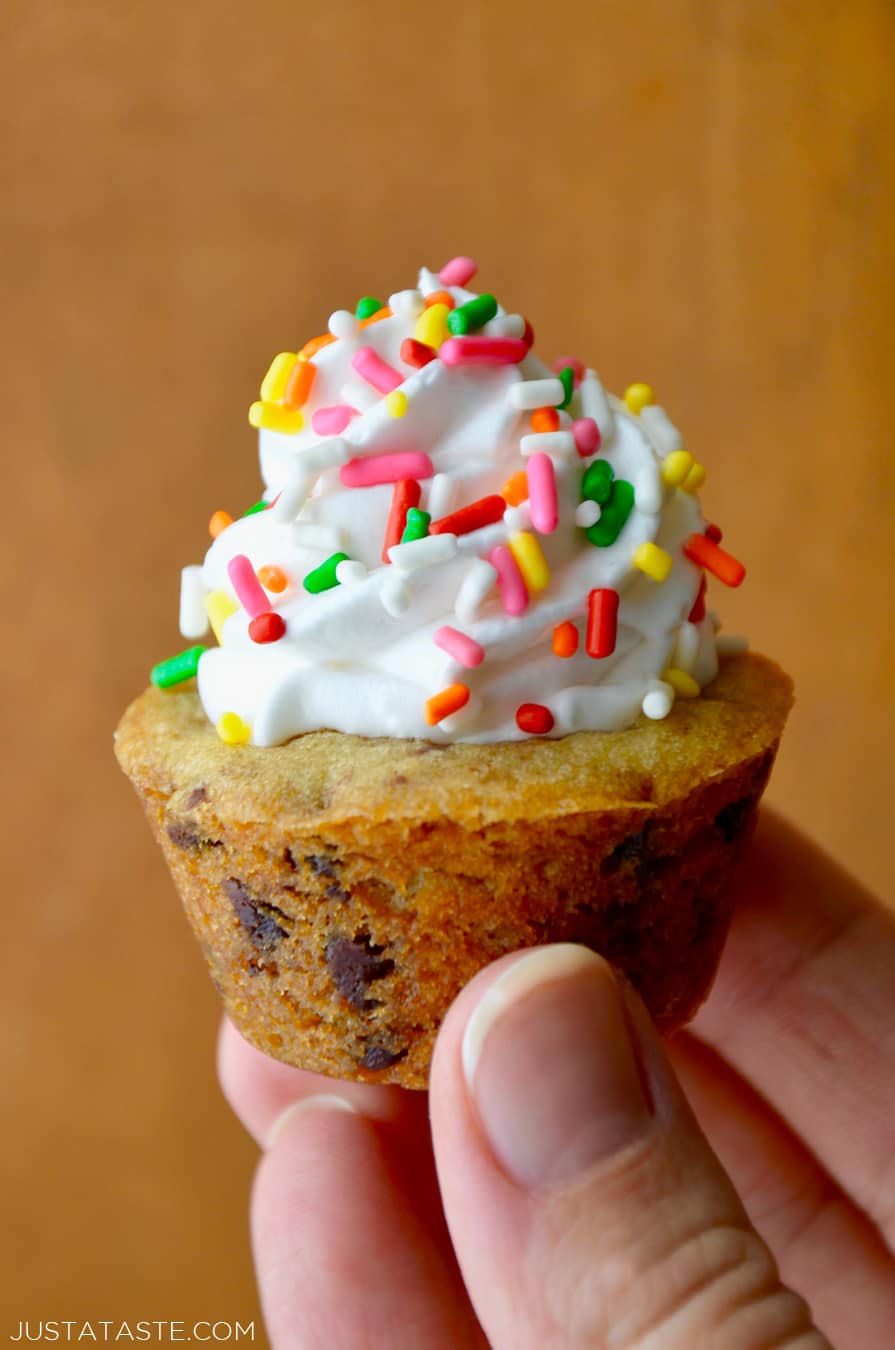 https://www.justataste.com/wp-content/uploads/2018/02/cookie-cups-frosting.jpg