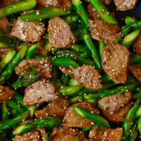 Quick Black Pepper Pork in skillet