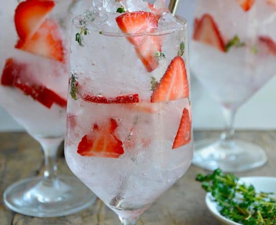 Sparkling Strawberry Cocktail (or Mocktail)