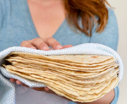 30-Minute Homemade Flour Tortillas