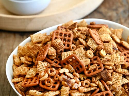 The BEST Chex Mix! - {Oven Baked} - Julie's Eats & Treats ®