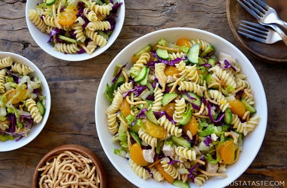 The best Chinese Chicken Pasta Salad with Sesame dressing in various sized serving bowls