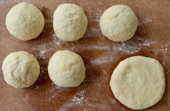 How to form homemade hamburger buns