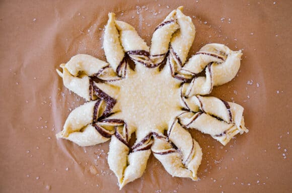 How to make a puff pastry snowflake