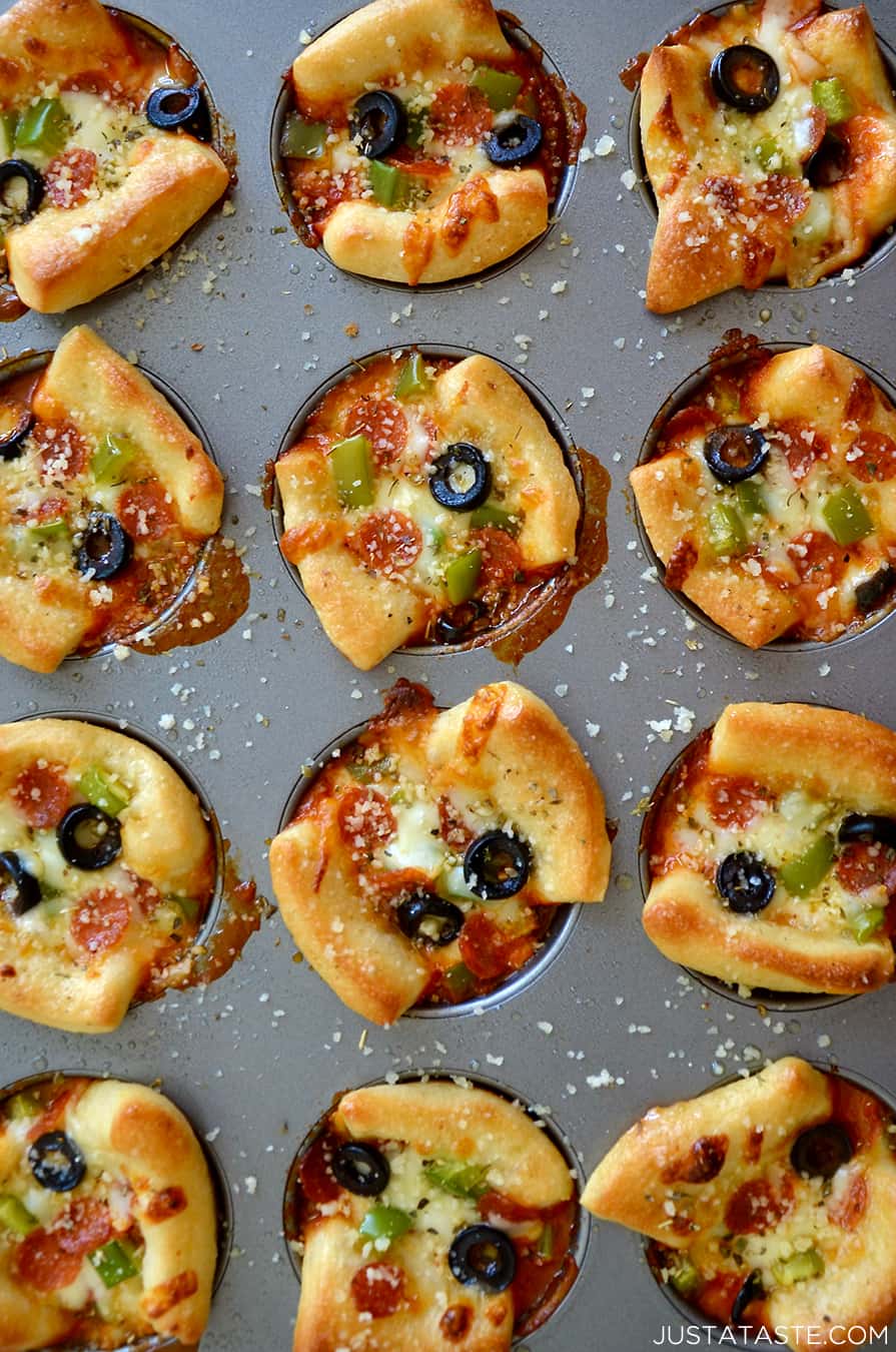 Muffin Tin Mini Pizzas - Yummy Healthy Easy