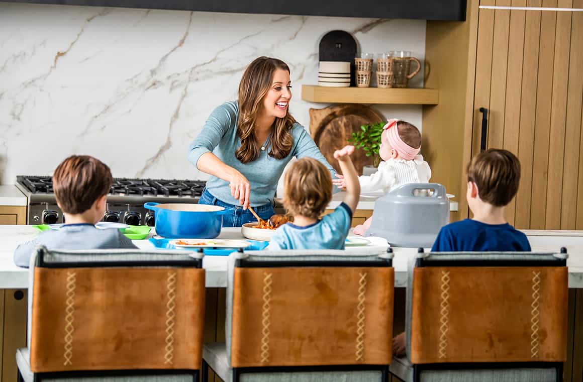 Kelly Senyei with her kids in the kitchen